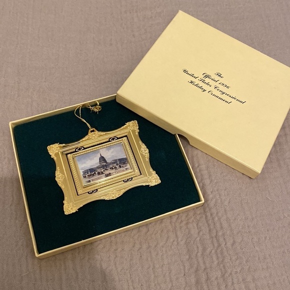 UNITAD STATE CONGRESSIONAL HOLLIDAY ORNAMENTS. 7 FOR ONLY $125 !!! - Picture 11 of 13